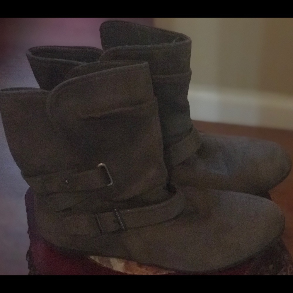 Gray size 10m I.D. Required